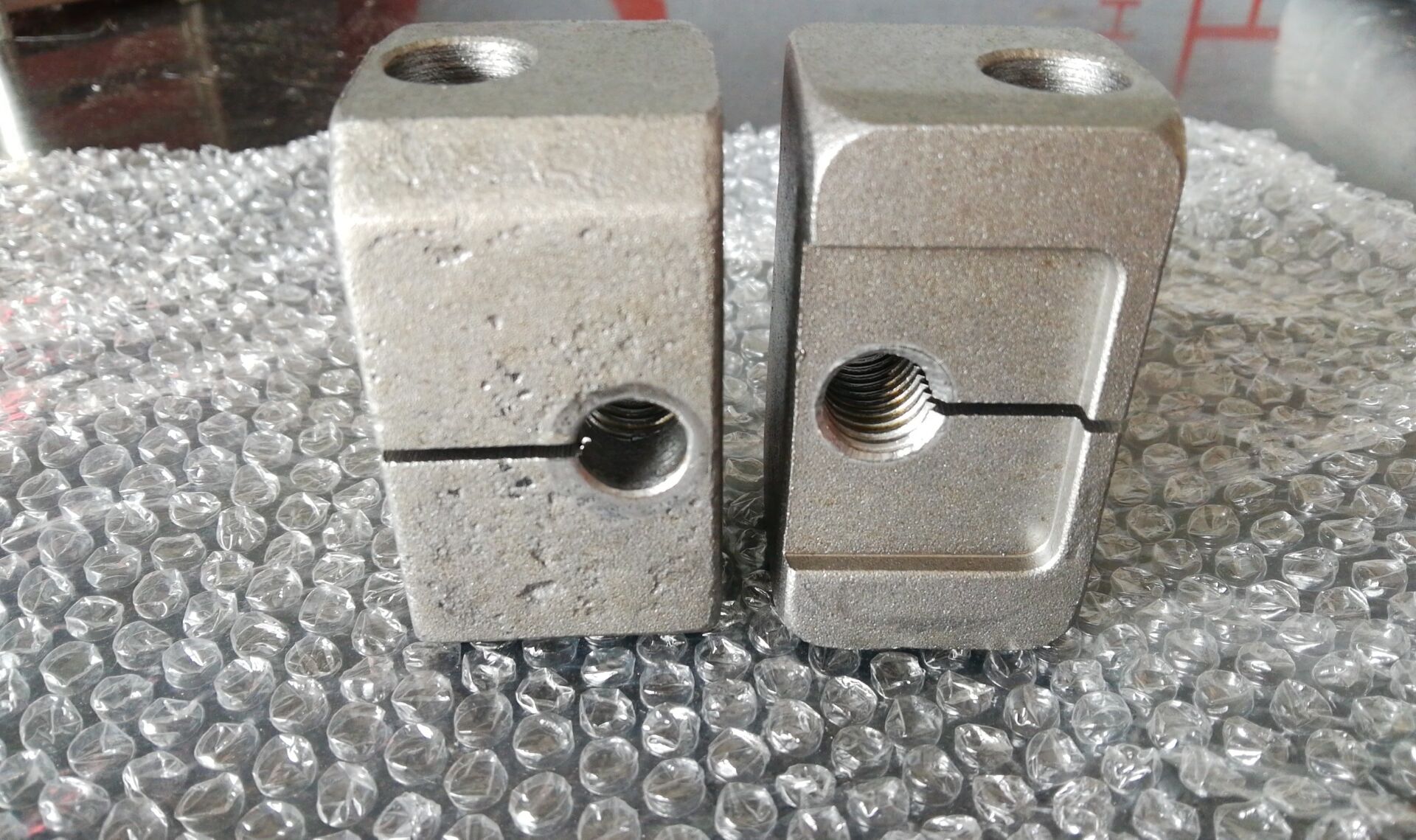 CNC-porattu kiinnike